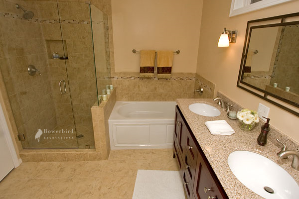 Bathroom Renovation Toronto Before and After Pictures. Serving Toronto and the GTA
