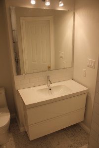Vanity and vanity faucet Vanity and vanity faucet
